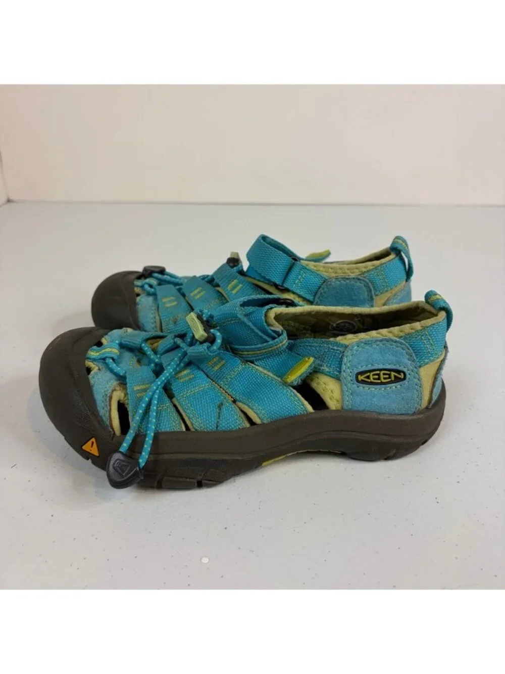 Keen Newport H2 Sandals Shoes Kid size 1 Outdoor Nature Shoe Teal Blue beach